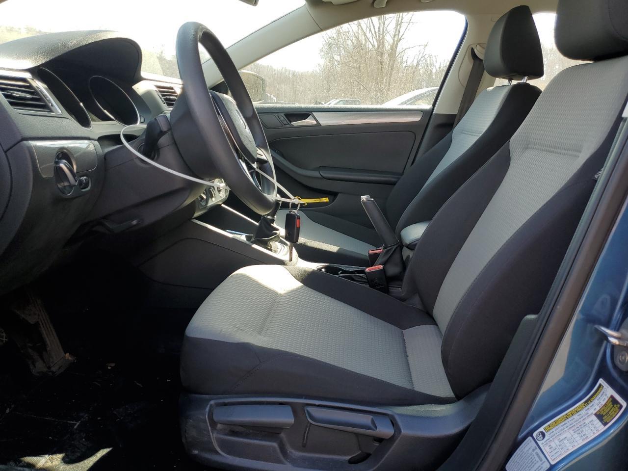 2017 VOLKSWAGEN JETTA S - Image 7