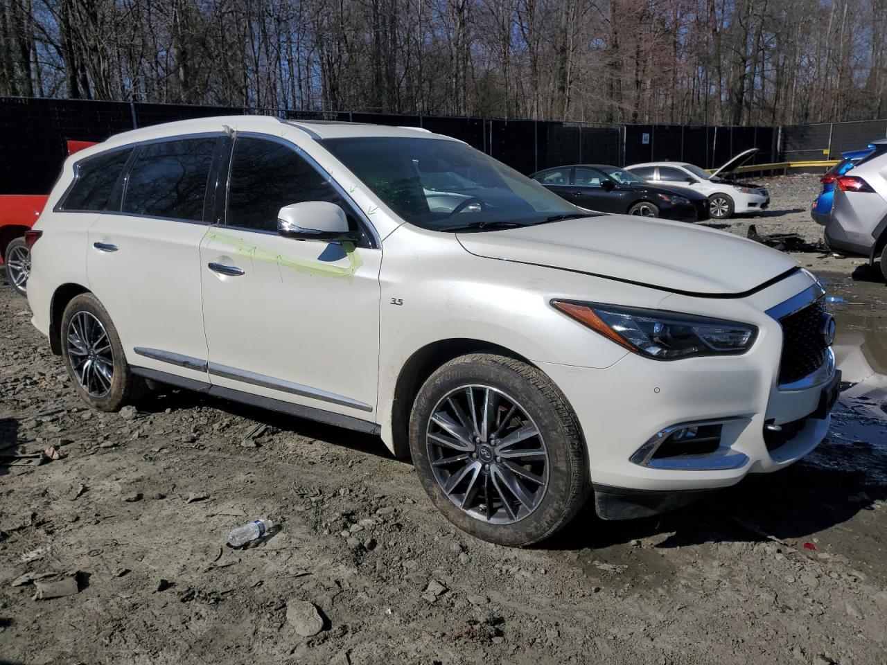 2019 INFINITI QX60 LUXE - Фото 4