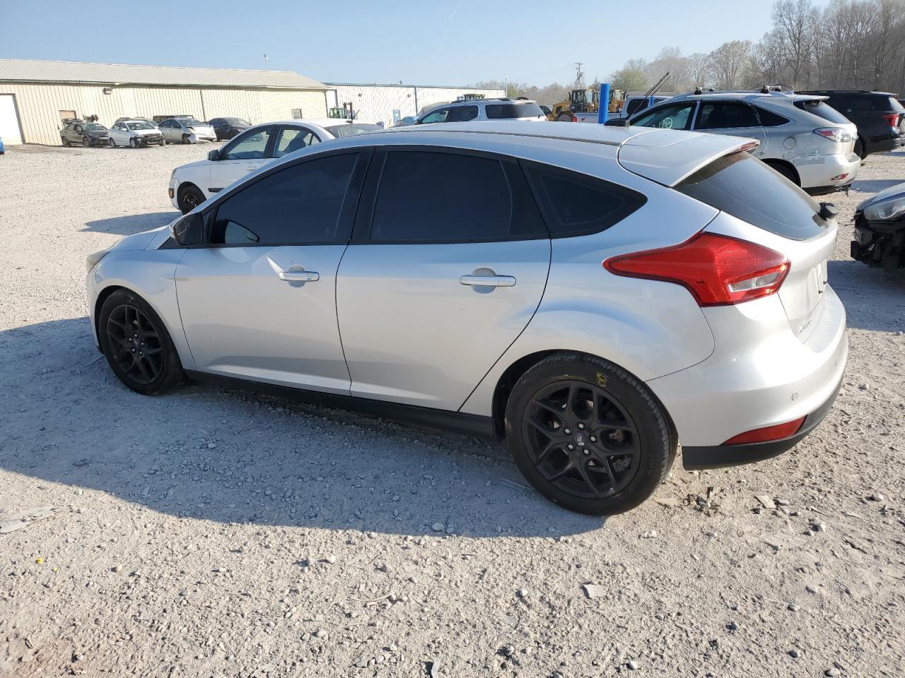 2016 FORD FOCUS SE - Фото 2