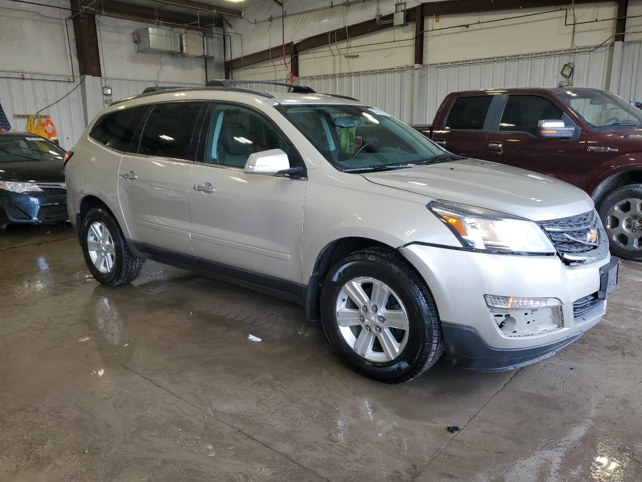 2014 CHEVROLET TRAVERSE L - Фото 4