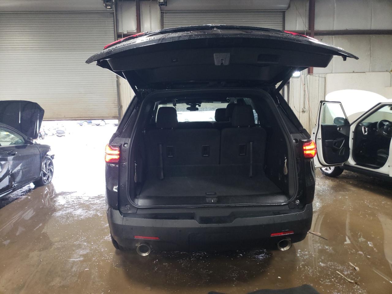 2023 CHEVROLET TRAVERSE L - Фото 6