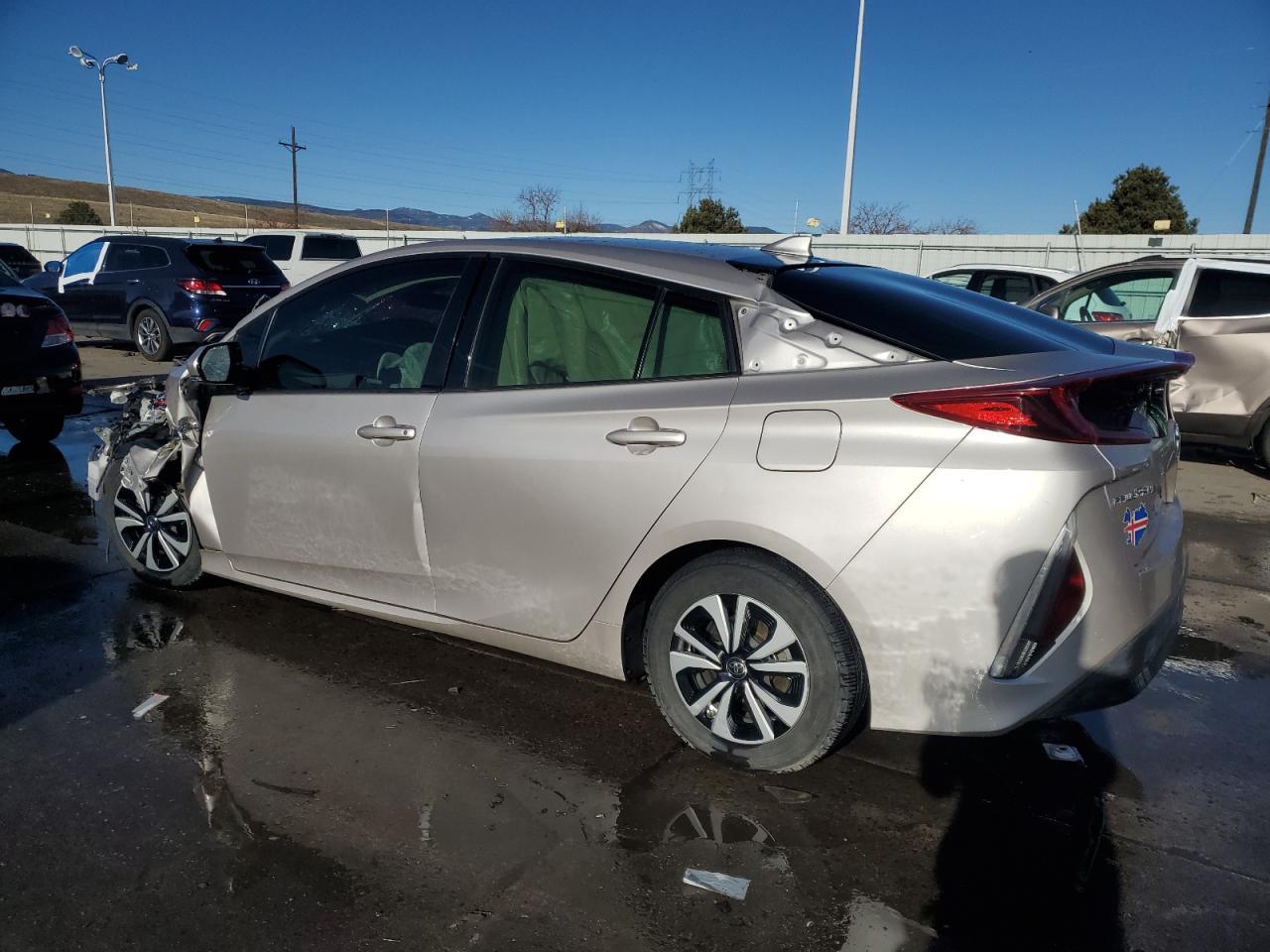 2019 TOYOTA PRIUS PRIM - Image 2