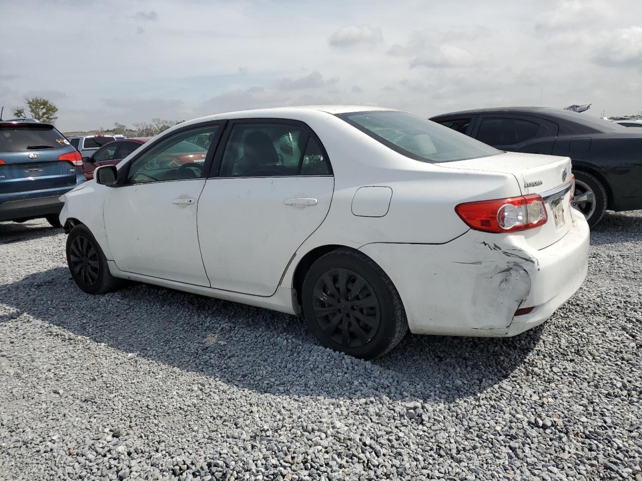 2013 TOYOTA COROLLA BA - Image 2