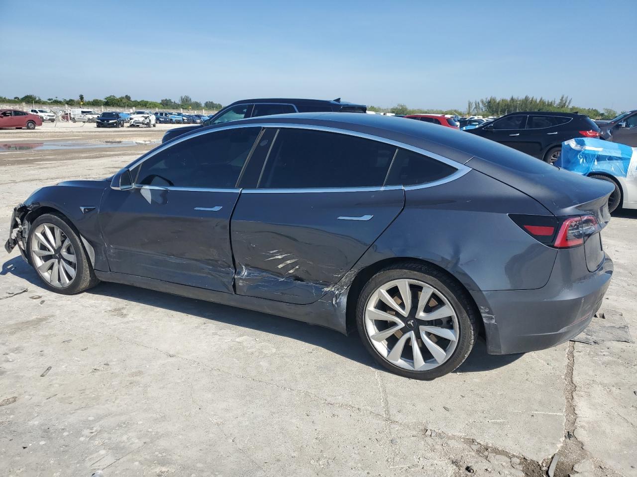 2019 TESLA MODEL 3 - Image 2