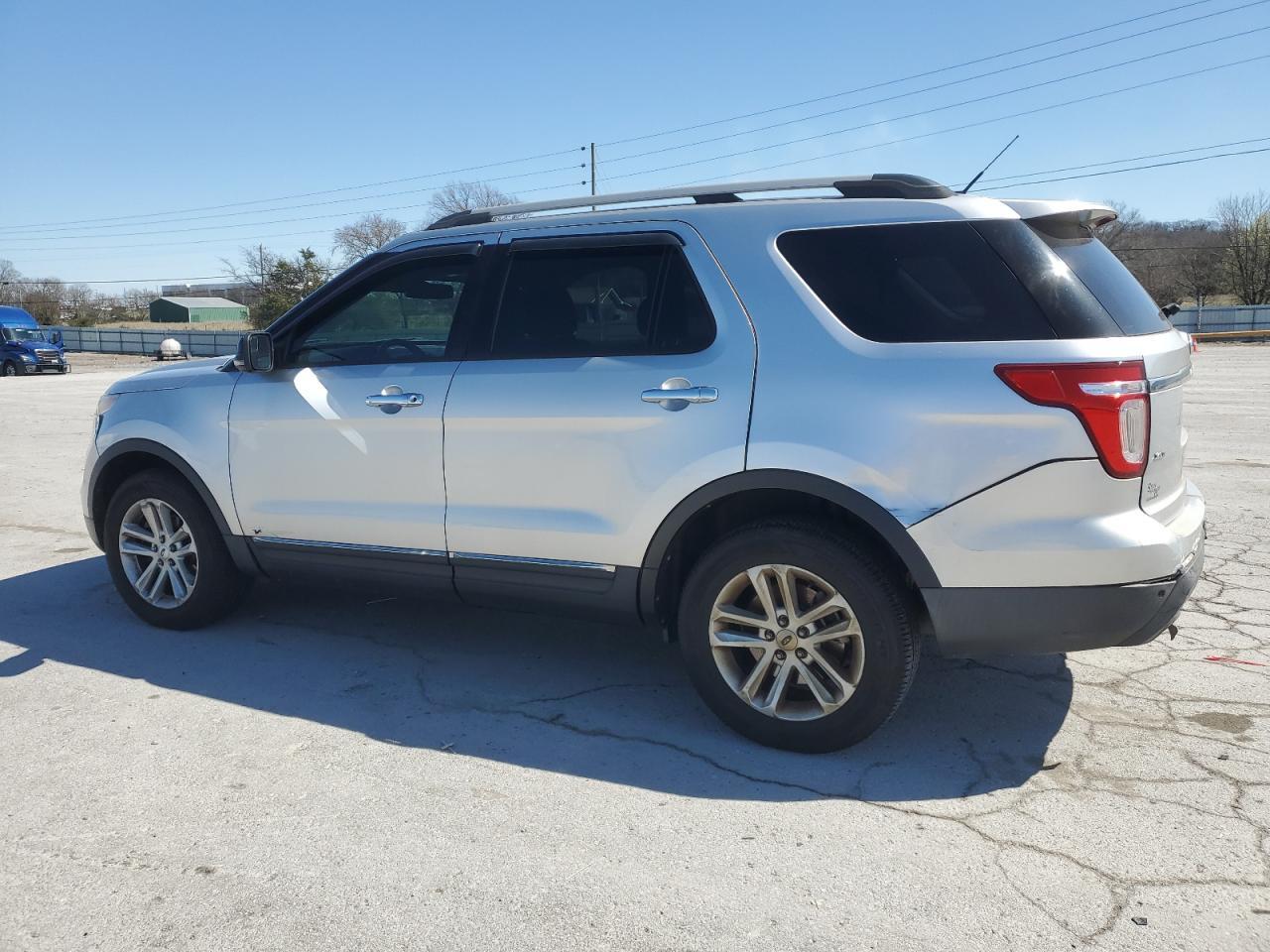 2013 FORD EXPLORER X - Image 2