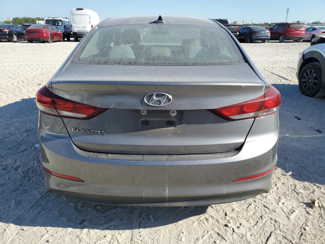 2018 HYUNDAI ELANTRA SE - Фото 6