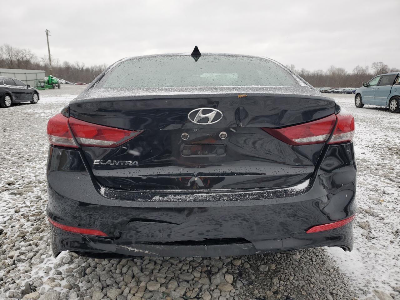 2017 HYUNDAI ELANTRA SE - Фото 6