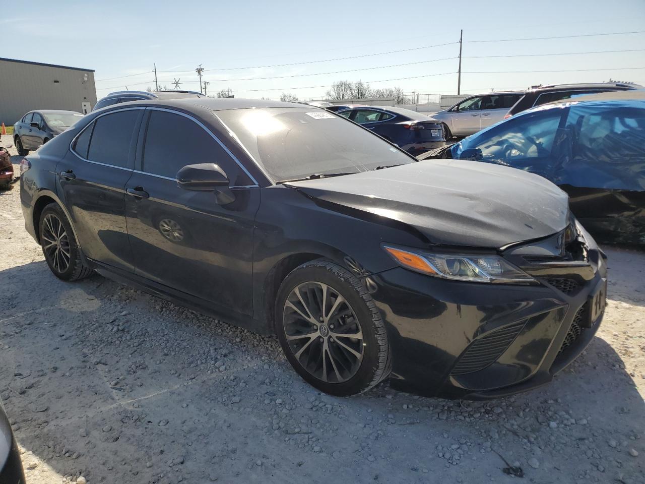 2018 TOYOTA CAMRY L - Фото 4