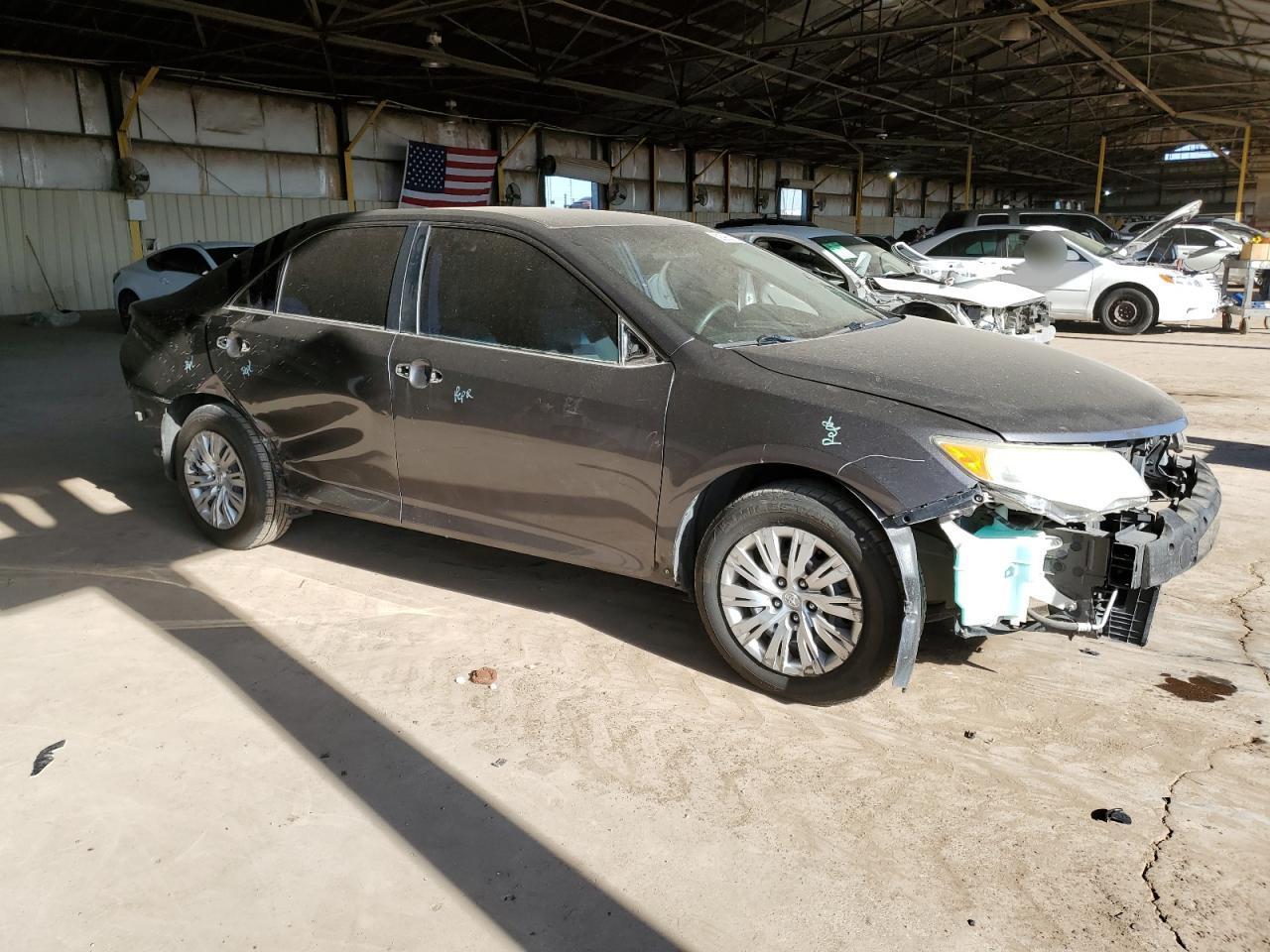2014 TOYOTA CAMRY L - Image 4