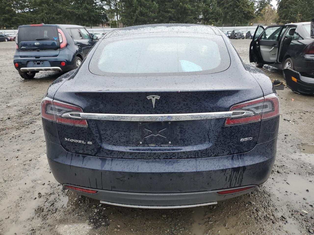 2015 TESLA MODEL S 85 - Image 6