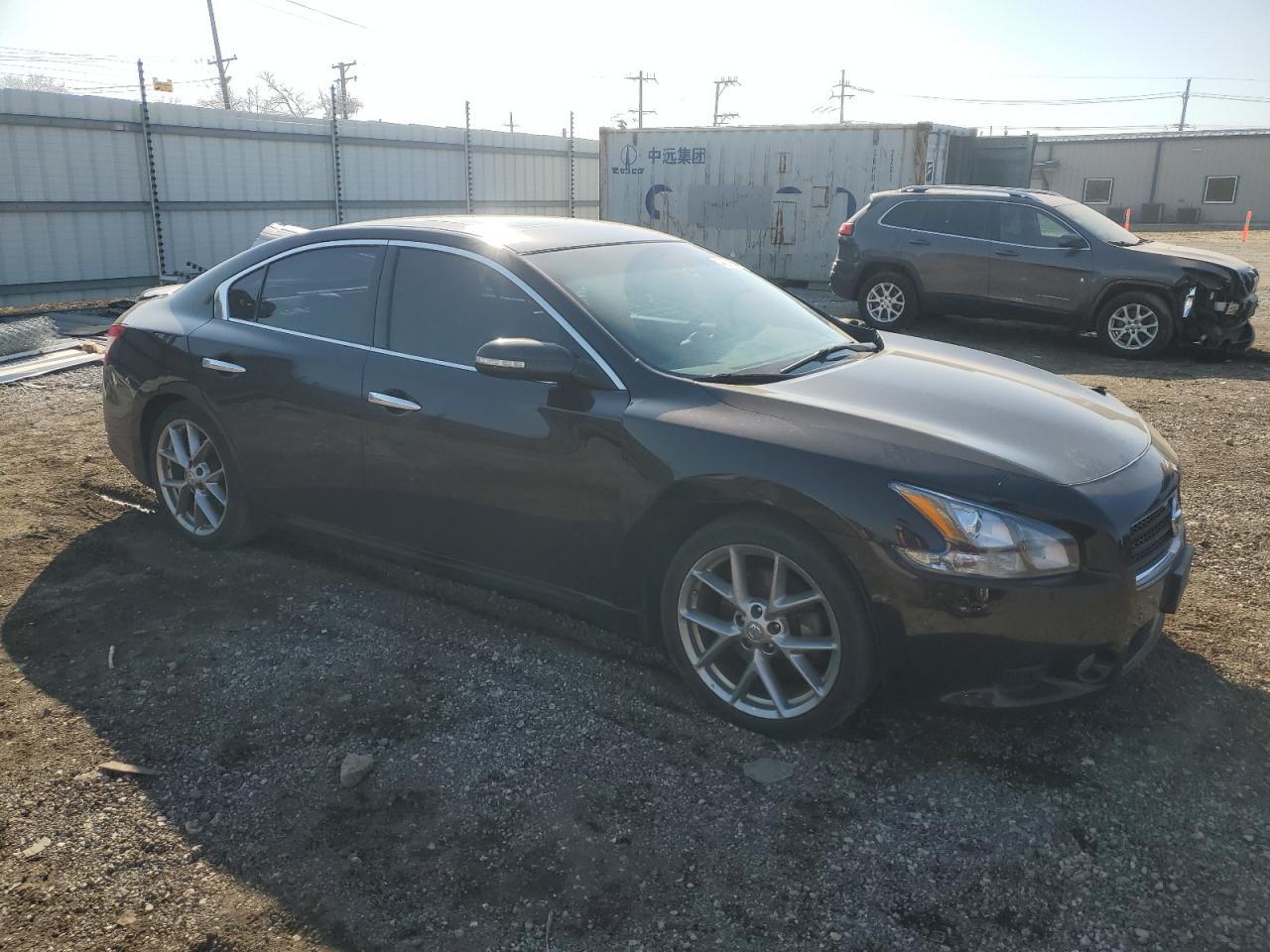 2011 NISSAN MAXIMA S - Image 4