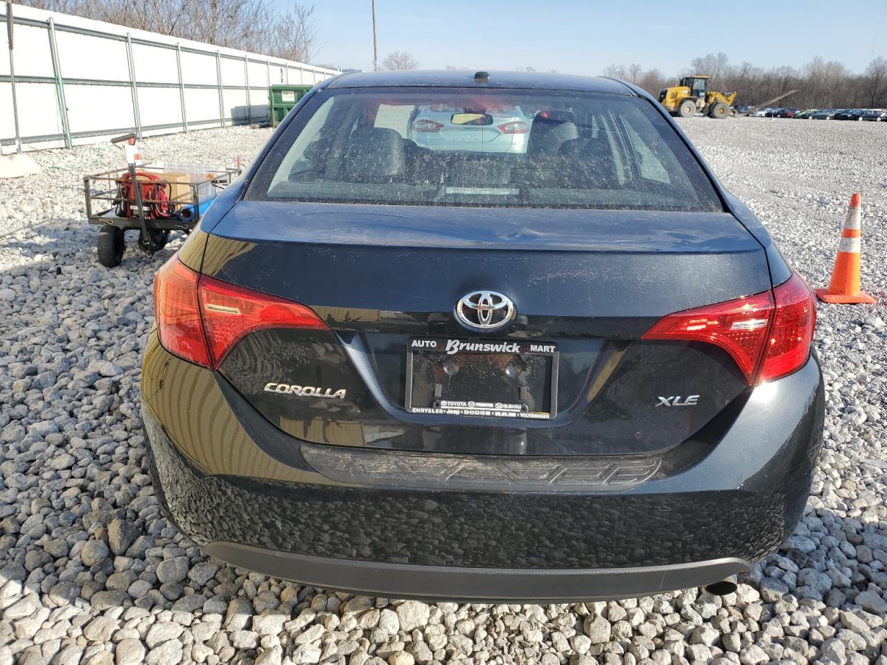 2019 TOYOTA COROLLA L - Фото 6