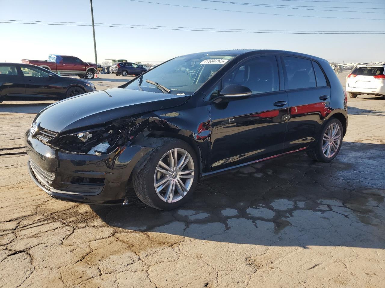 2016 VOLKSWAGEN GOLF S/SE