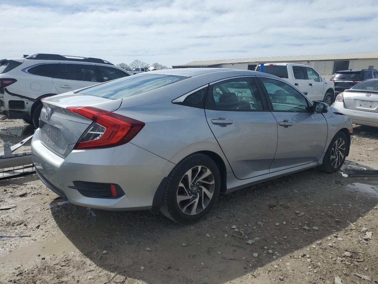 2016 HONDA CIVIC EX - Фото 3