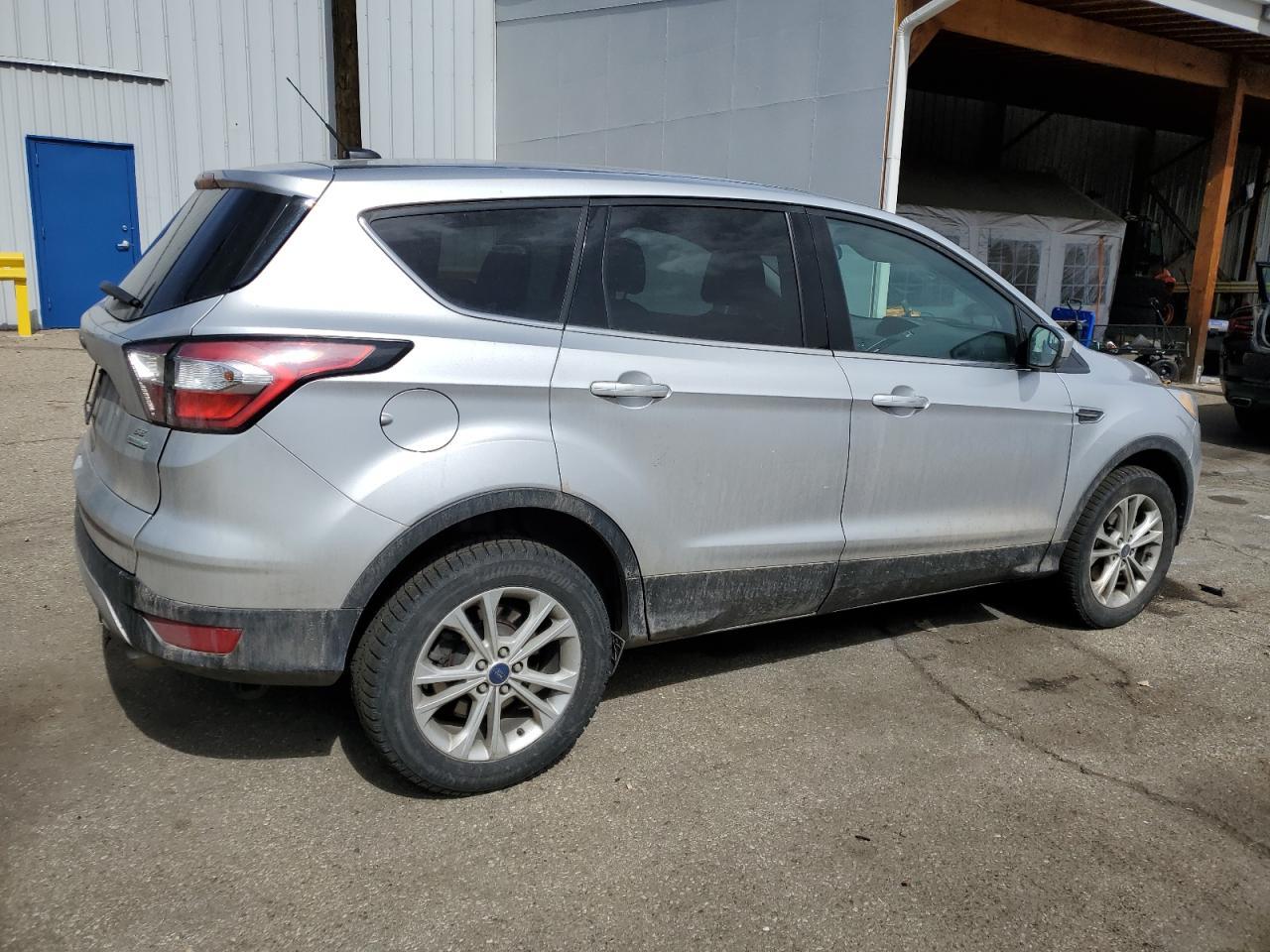 2017 FORD ESCAPE SE - Фото 3