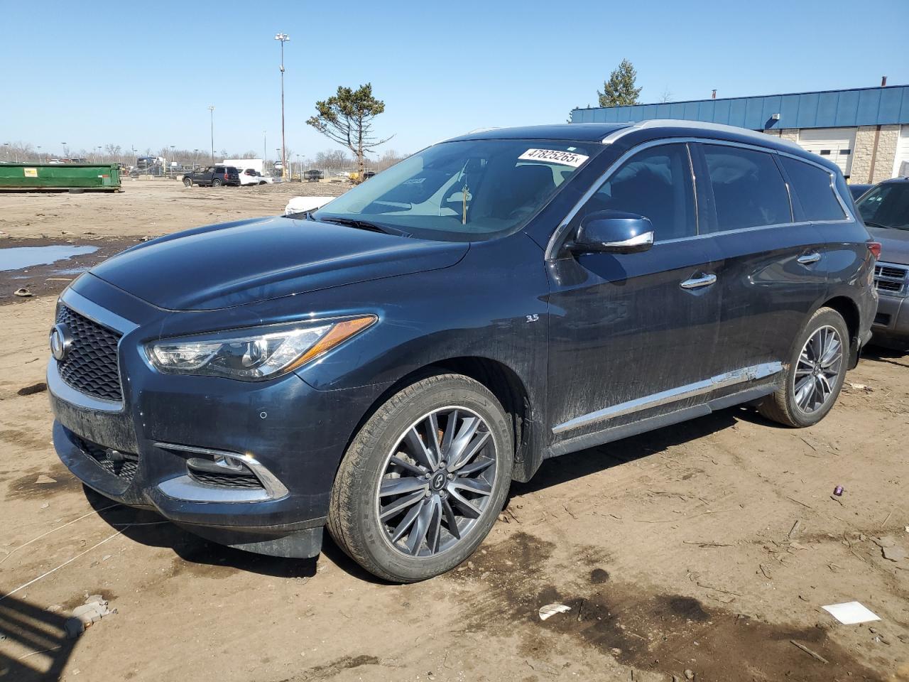 2019 INFINITI QX60 LUXE