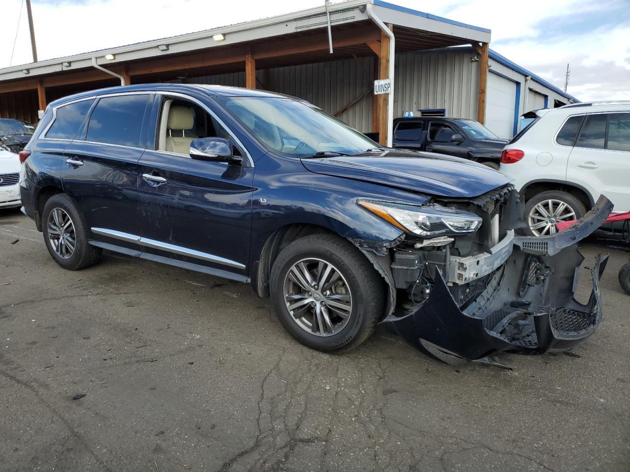 2017 INFINITI QX60 - Image 4