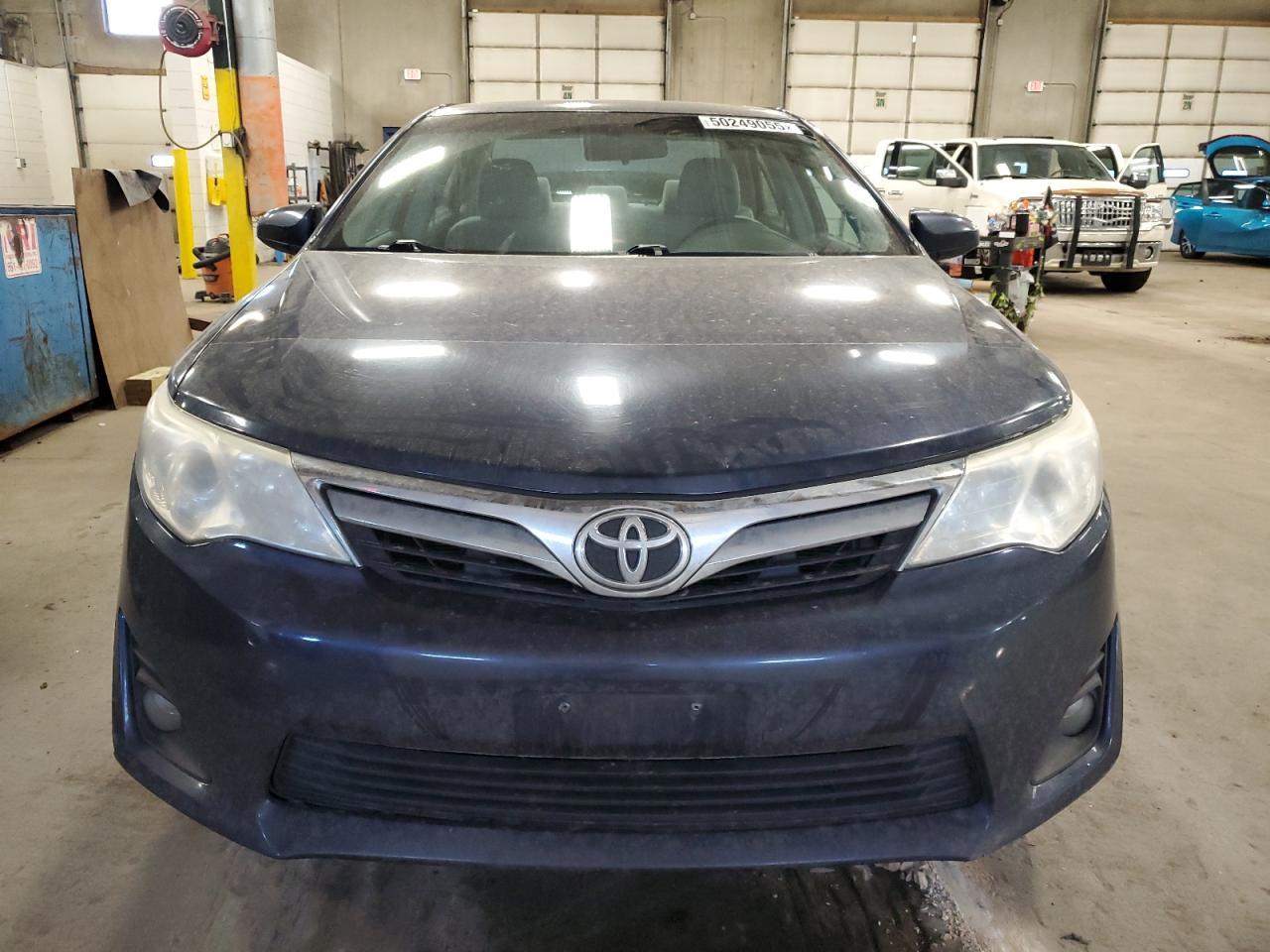 2014 TOYOTA CAMRY L - Image 5