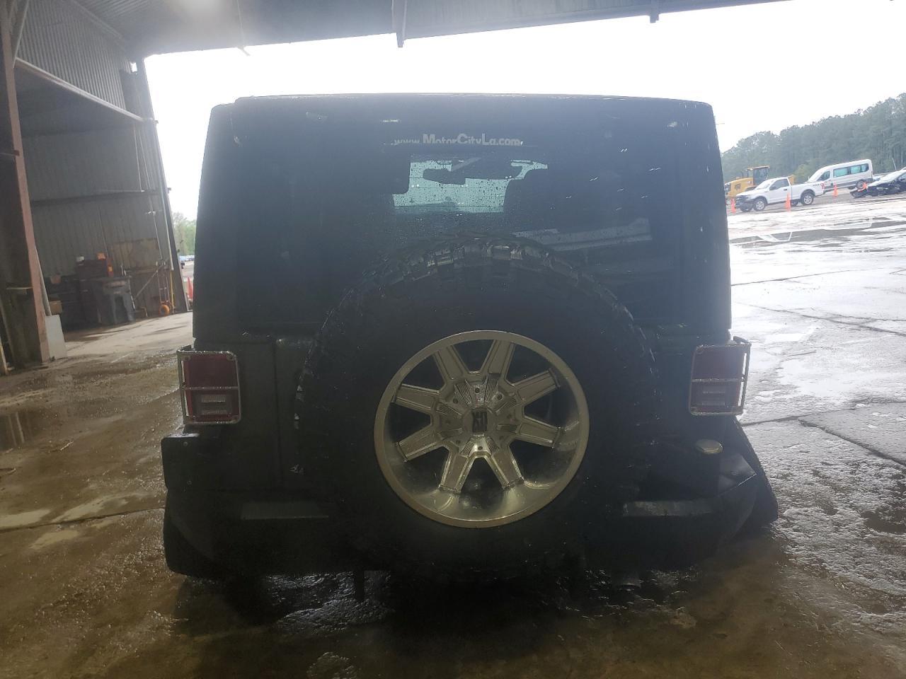 2015 JEEP WRANGLER U - Фото 6
