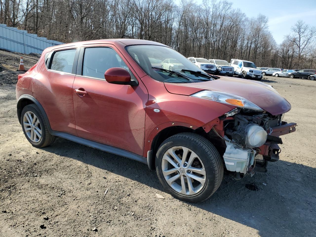 2011 NISSAN JUKE S - Фото 4