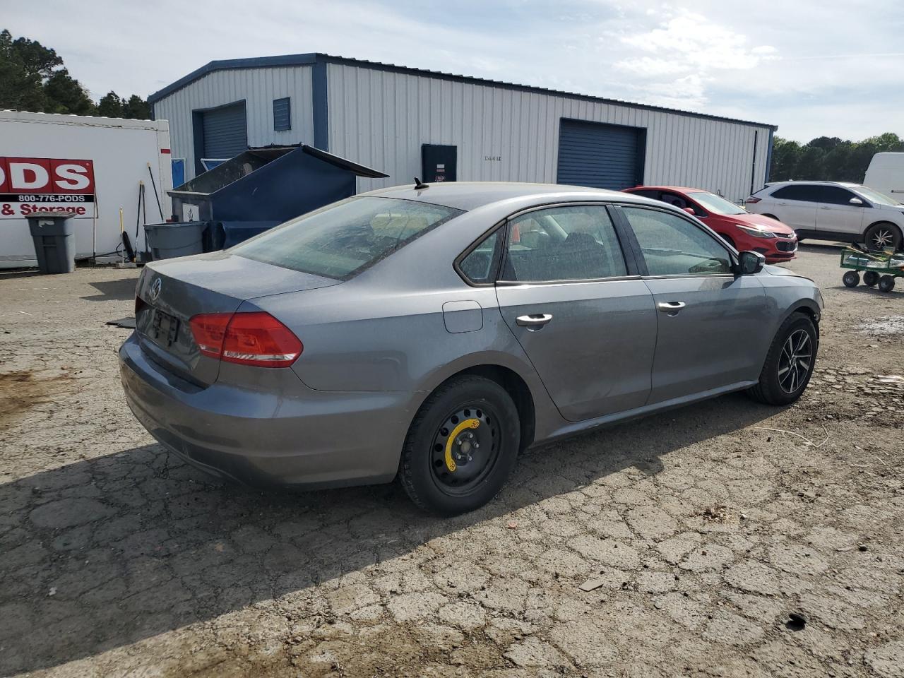 2014 VOLKSWAGEN PASSAT S - Фото 3