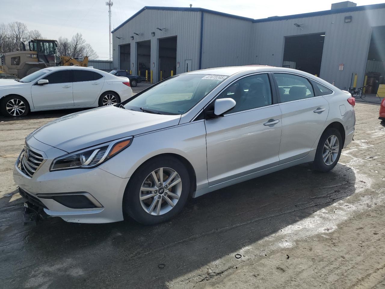 2017 HYUNDAI SONATA SE