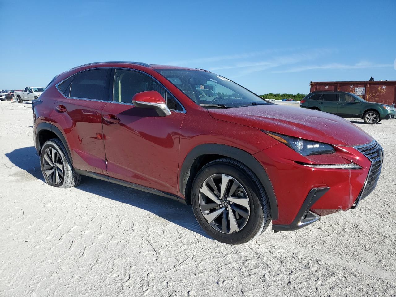 2020 LEXUS NX 300 - Фото 4