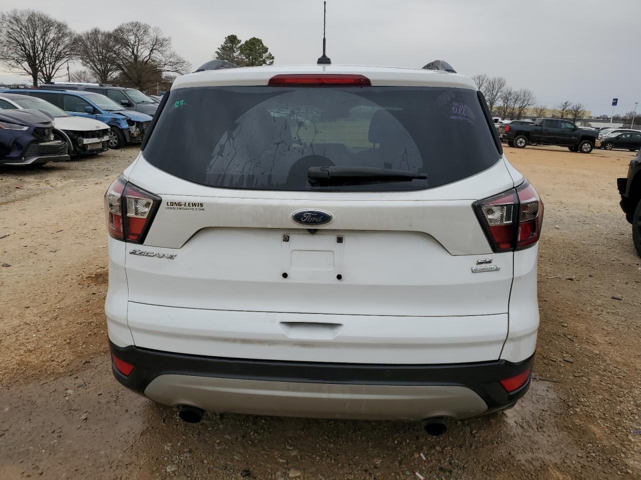 2017 FORD ESCAPE SE - Image 6