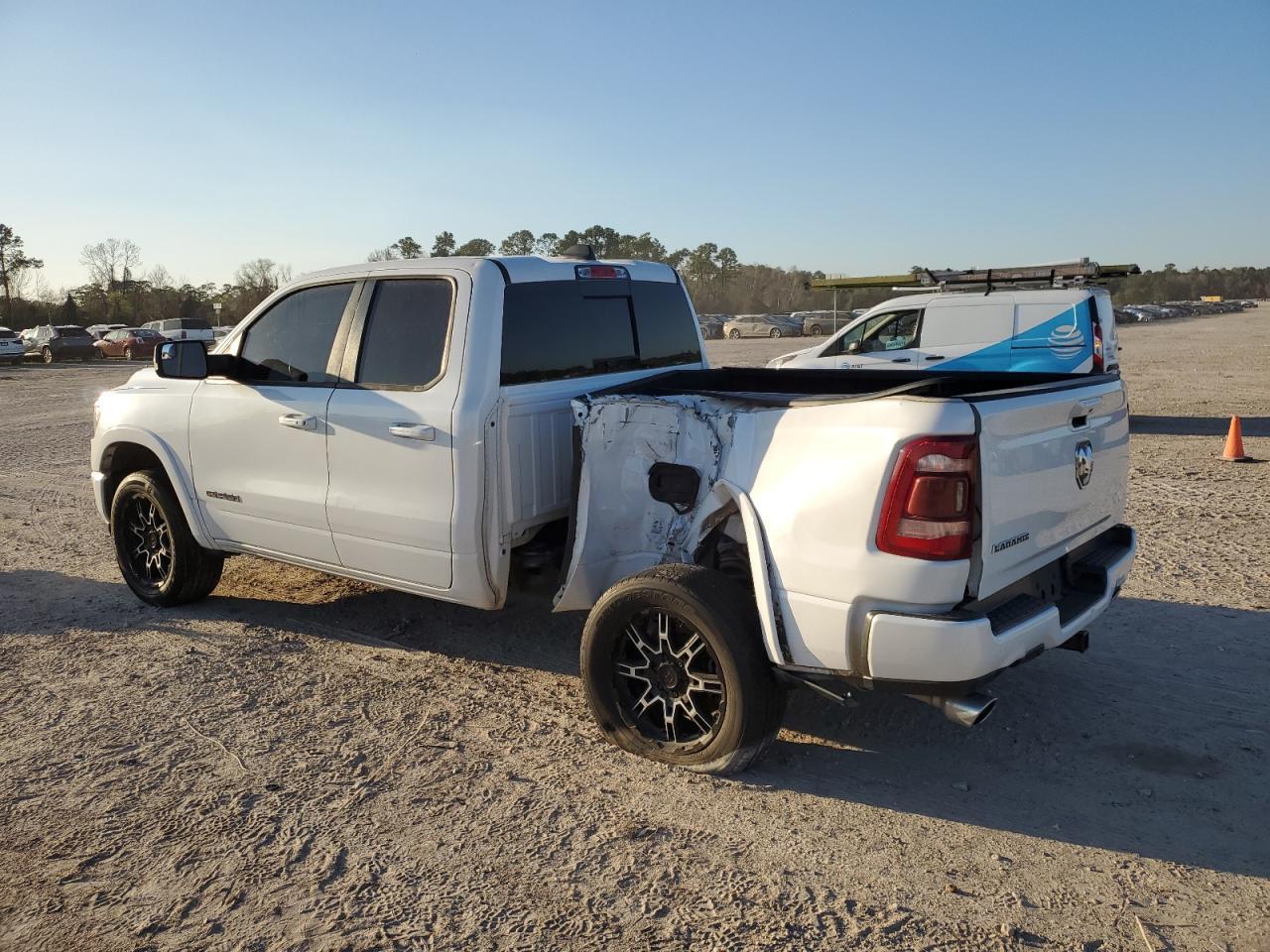 2019 RAM 1500 LARAM - Фото 2