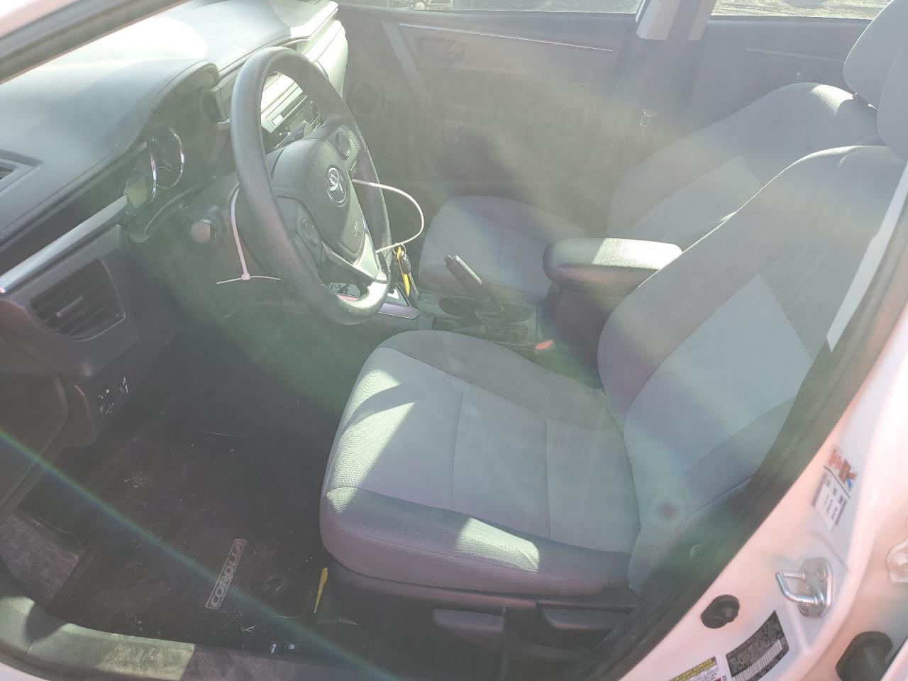 2015 TOYOTA COROLLA L - Фото 7