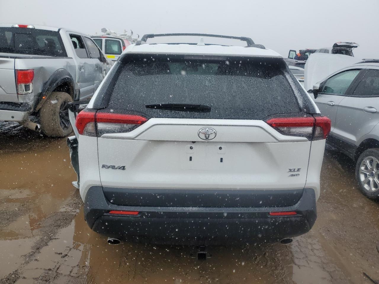 2024 TOYOTA RAV4 XLE P - Image 6