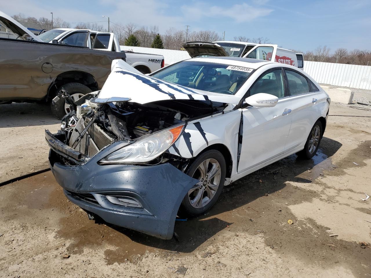 2011 HYUNDAI SONATA SE