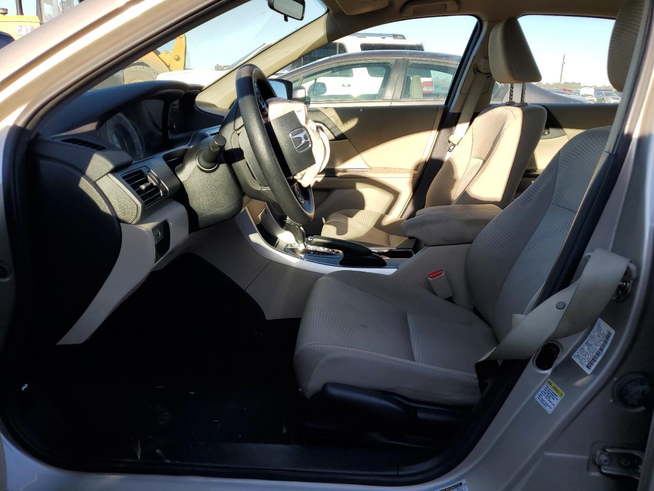 2014 HONDA ACCORD LX - Фото 7