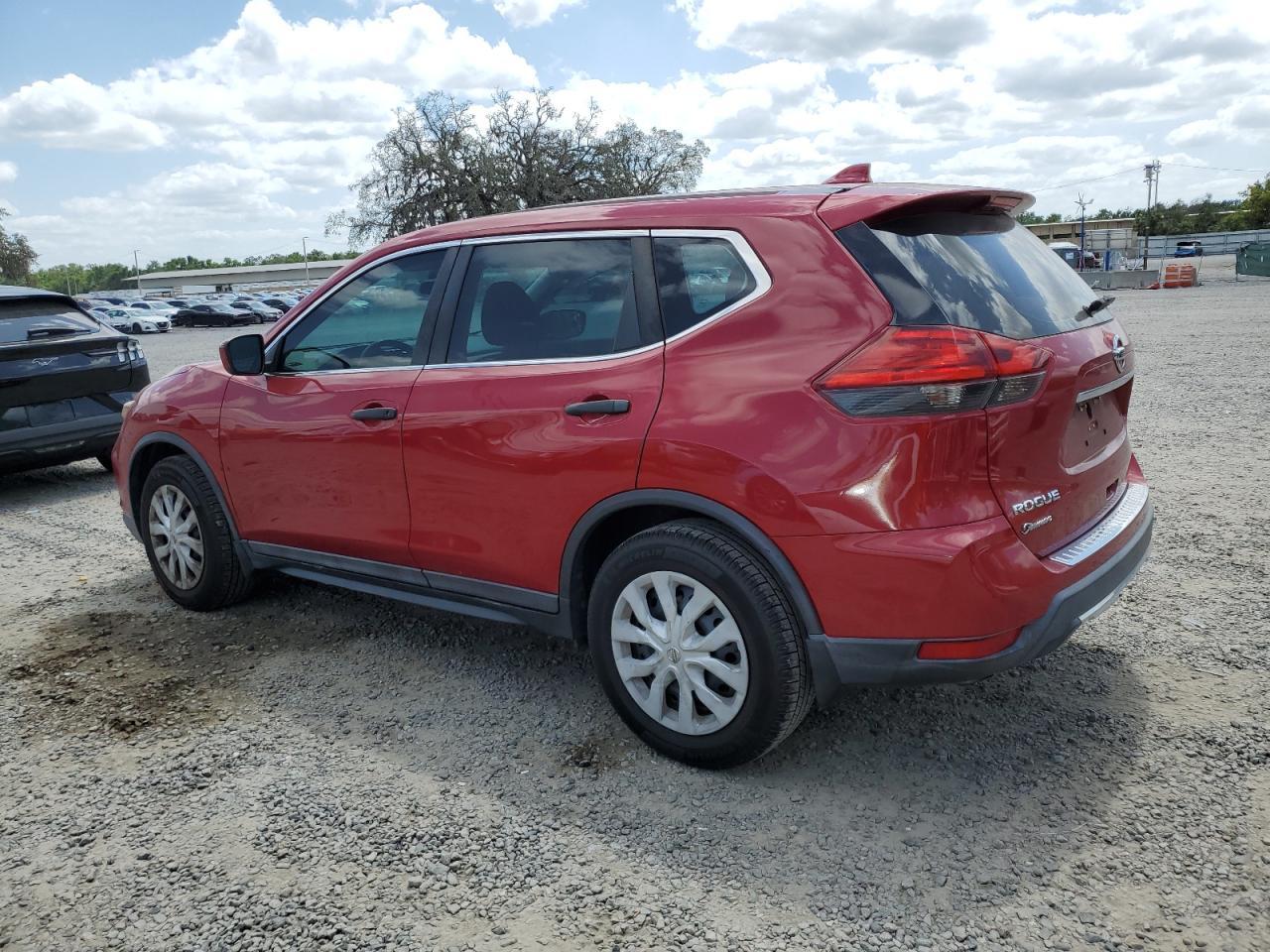 2017 NISSAN ROGUE S - Фото 2