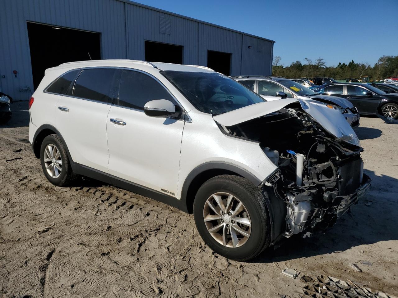 2017 KIA SORENTO LX - Фото 4