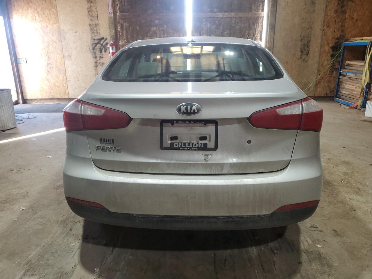 2015 KIA FORTE LX - Фото 6
