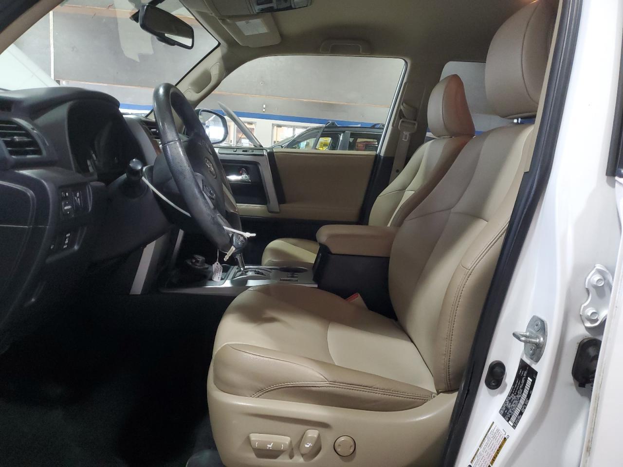 2017 TOYOTA 4RUNNER SR - Image 7