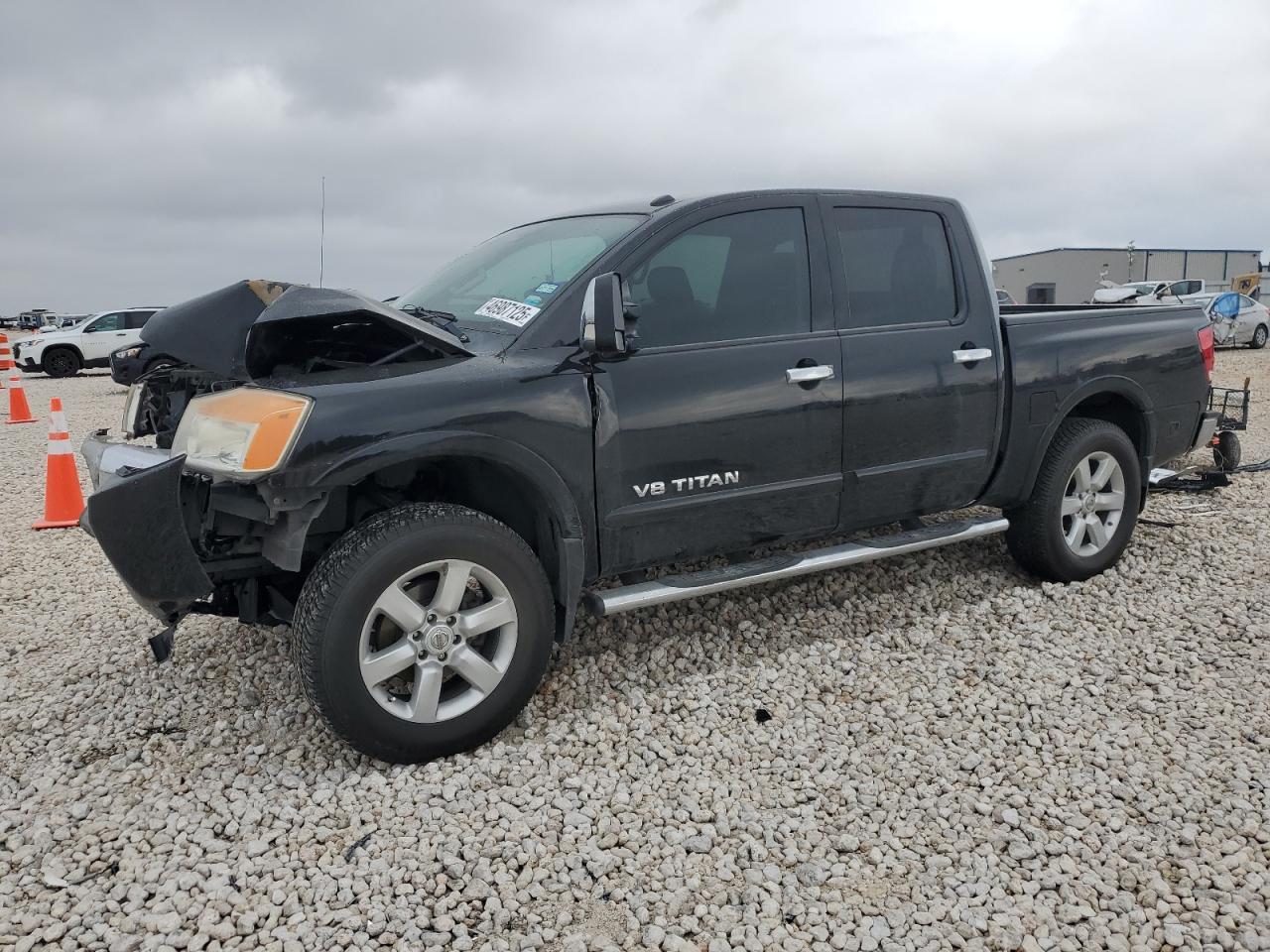 2013 NISSAN TITAN S
