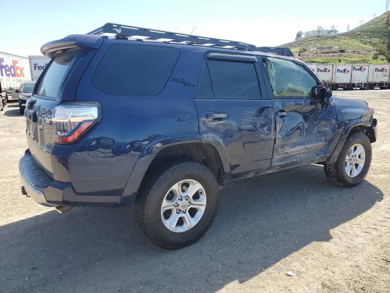 2024 TOYOTA 4RUNNER SR - Фото 3