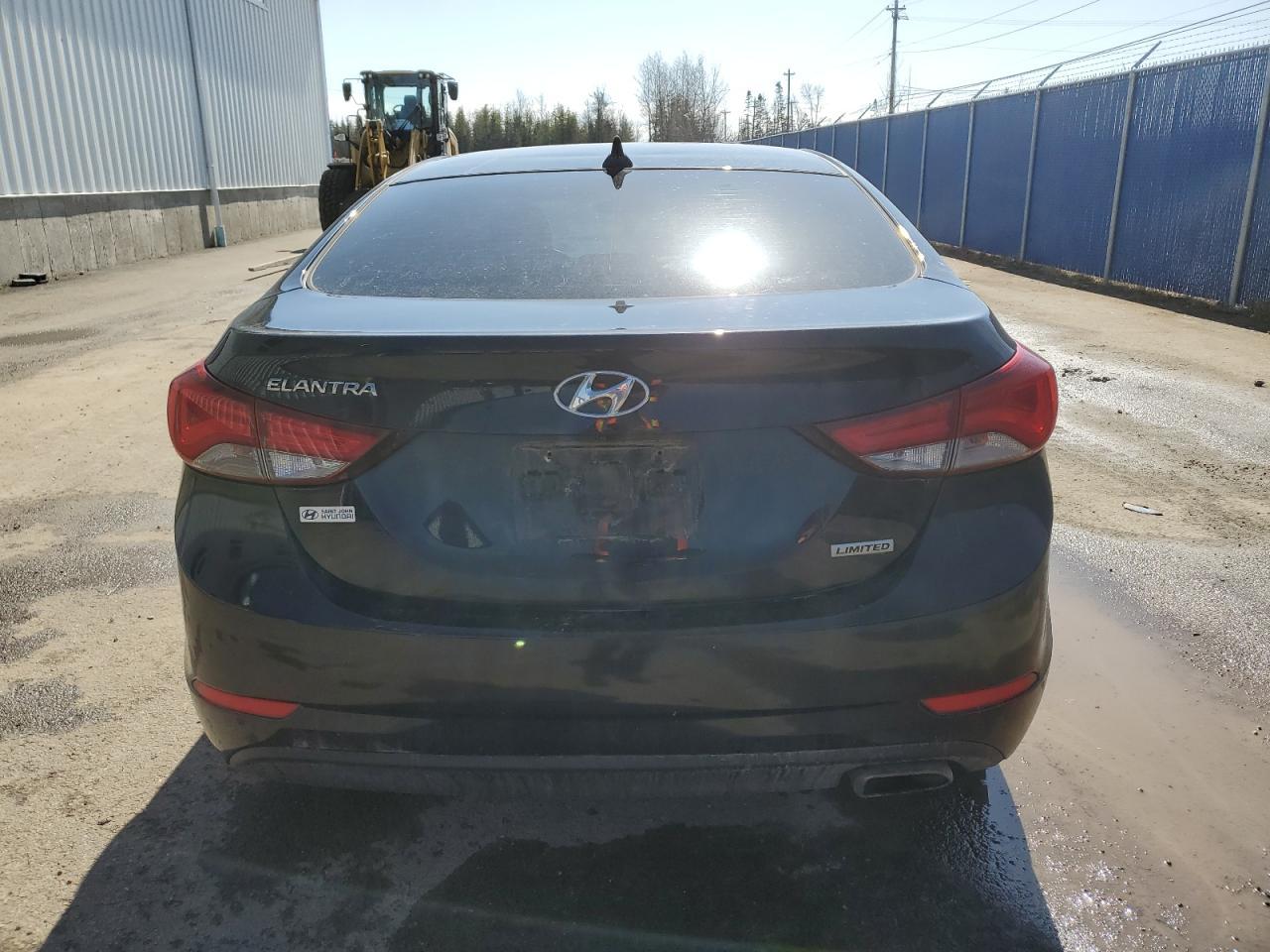 2015 HYUNDAI ELANTRA SE - Image 6