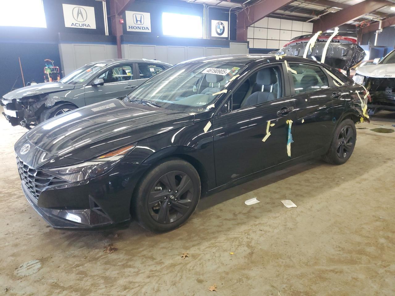 2023 HYUNDAI ELANTRA SE