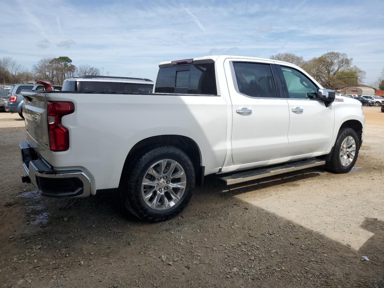 2020 CHEVROLET SILVERADO - Фото 3