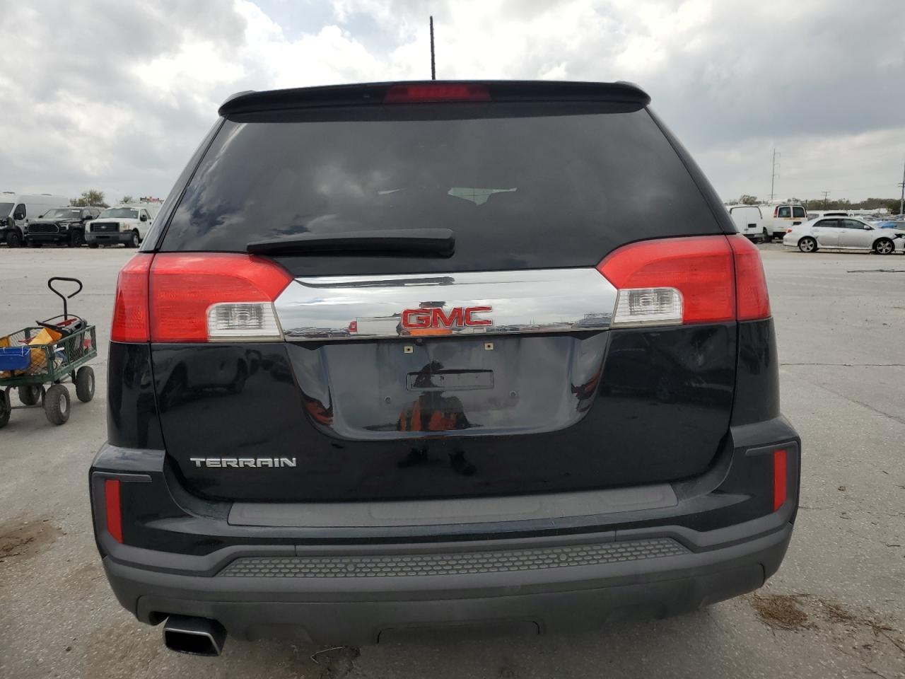 2016 GMC TERRAIN SL - Image 6