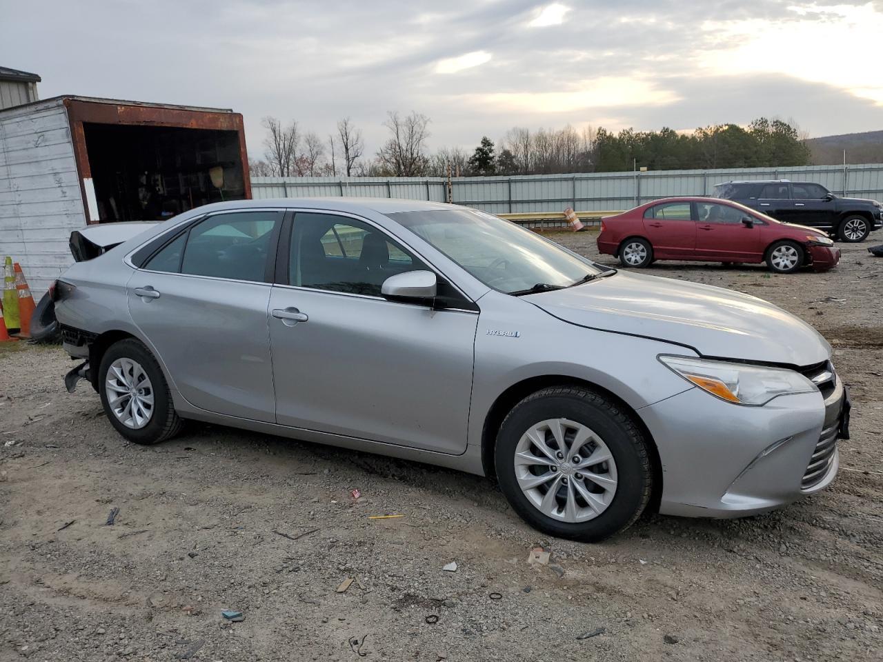 2017 TOYOTA CAMRY HYBR - Image 4
