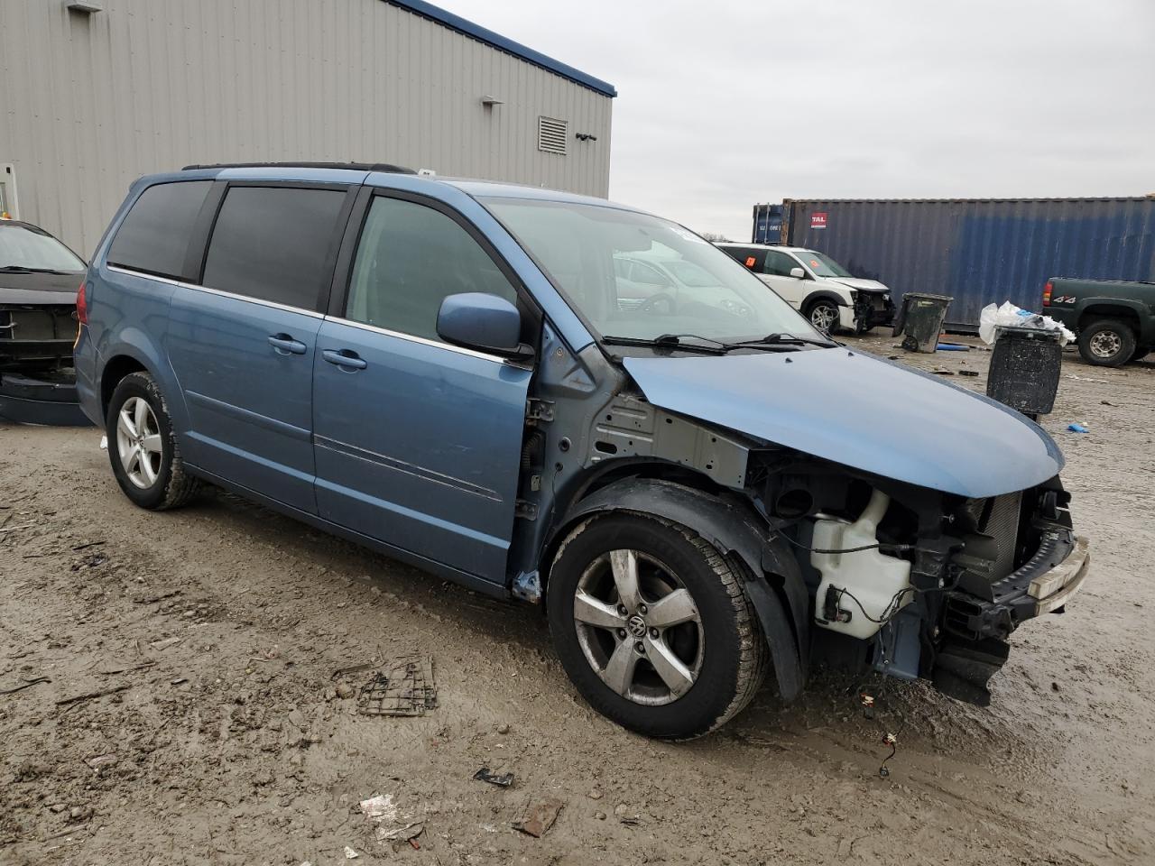 2011 VOLKSWAGEN ROUTAN SE - Фото 4