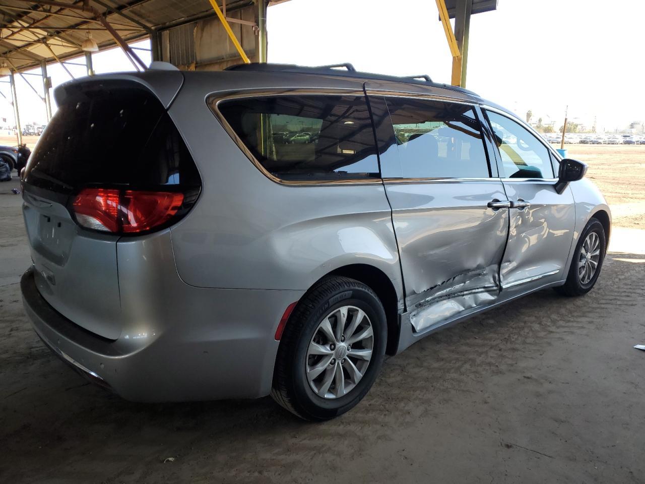 2017 CHRYSLER PACIFICA T - Фото 3