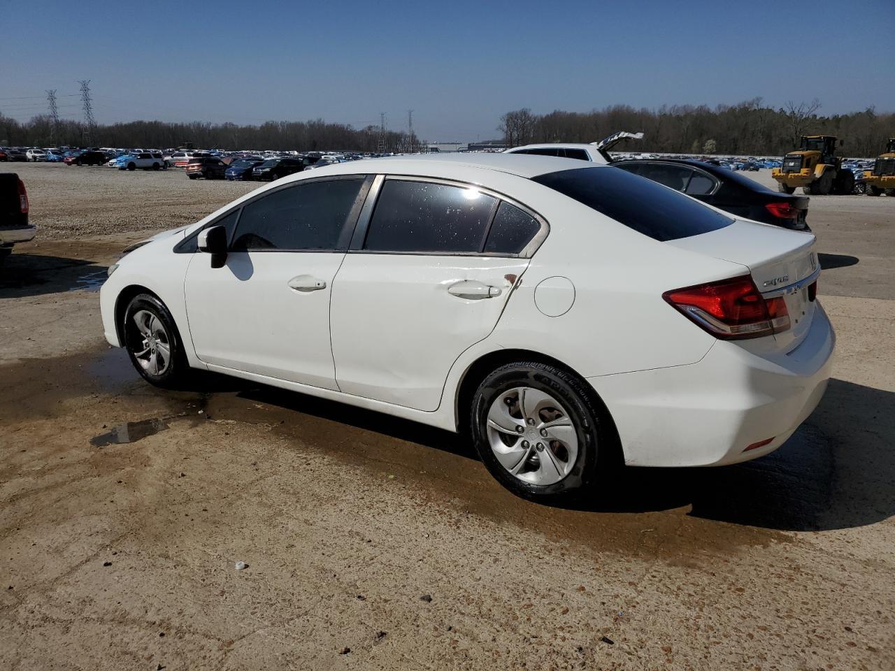 2015 HONDA CIVIC LX - Image 2