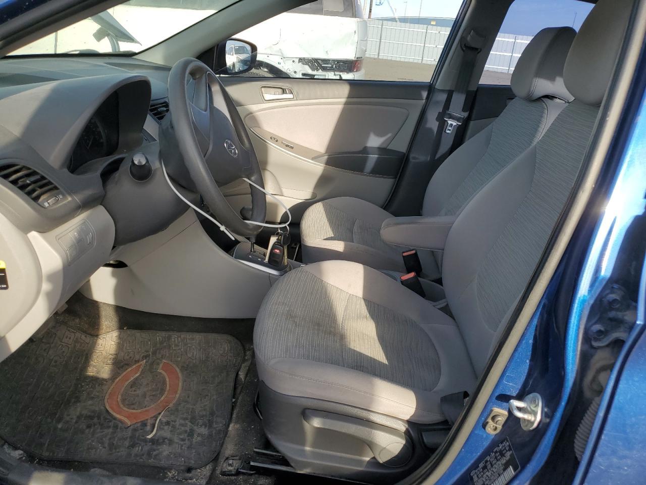 2017 HYUNDAI ACCENT SE - Фото 7