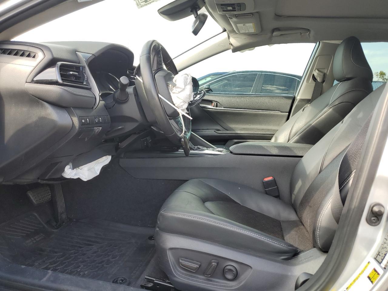 2019 TOYOTA CAMRY XSE - Фото 7