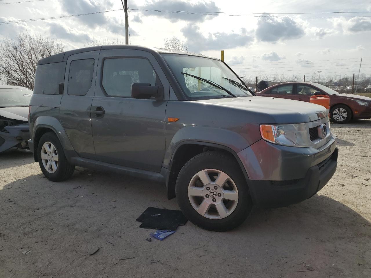 2011 HONDA ELEMENT EX - Image 4